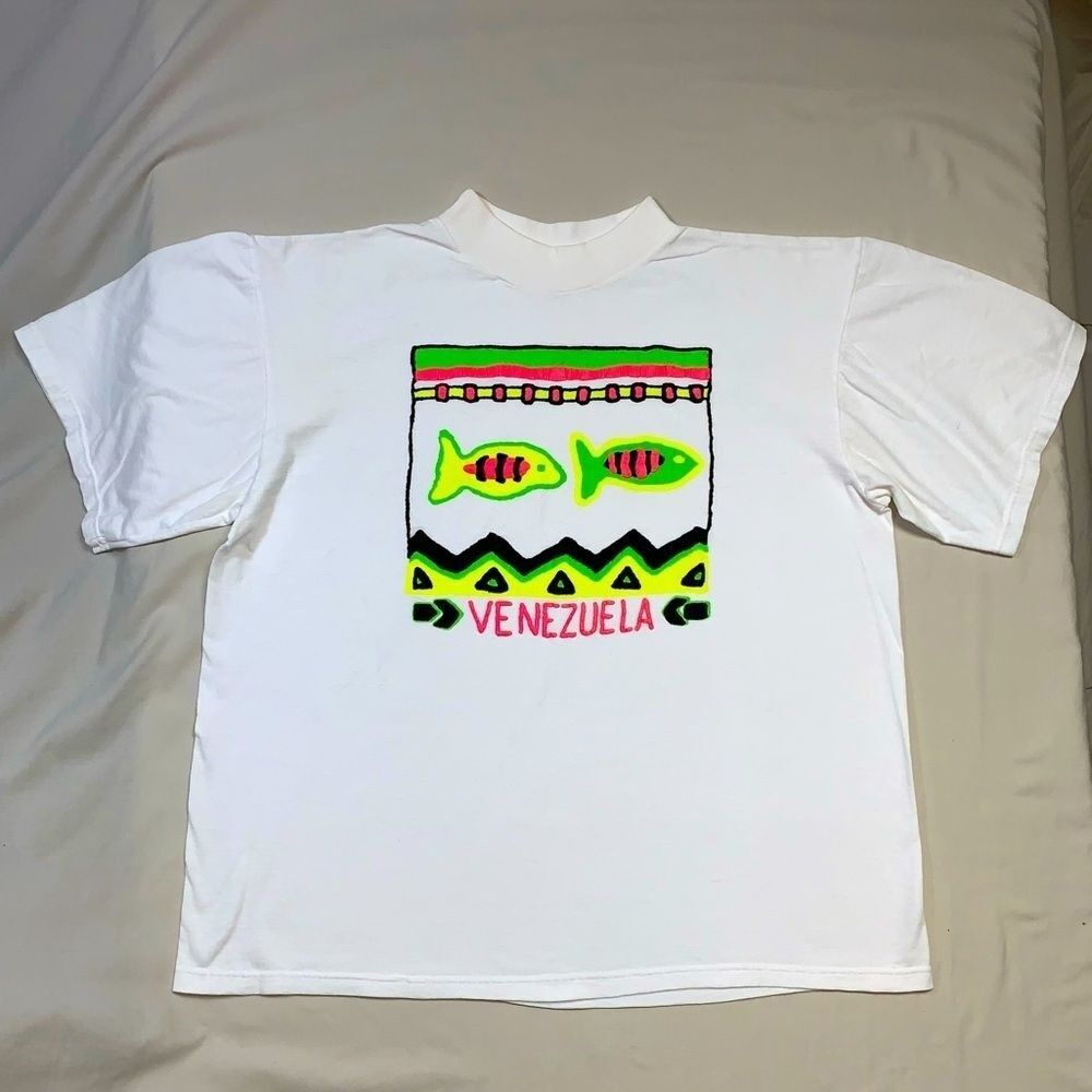 Neon Venezuela TShirt Womens Medium Short Sleeve Top Vacation Travel Tee White